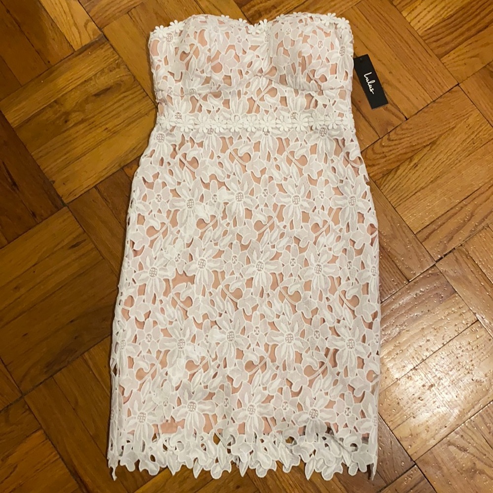 LuLu’s White Strapless Dress LAST CHANCE ****